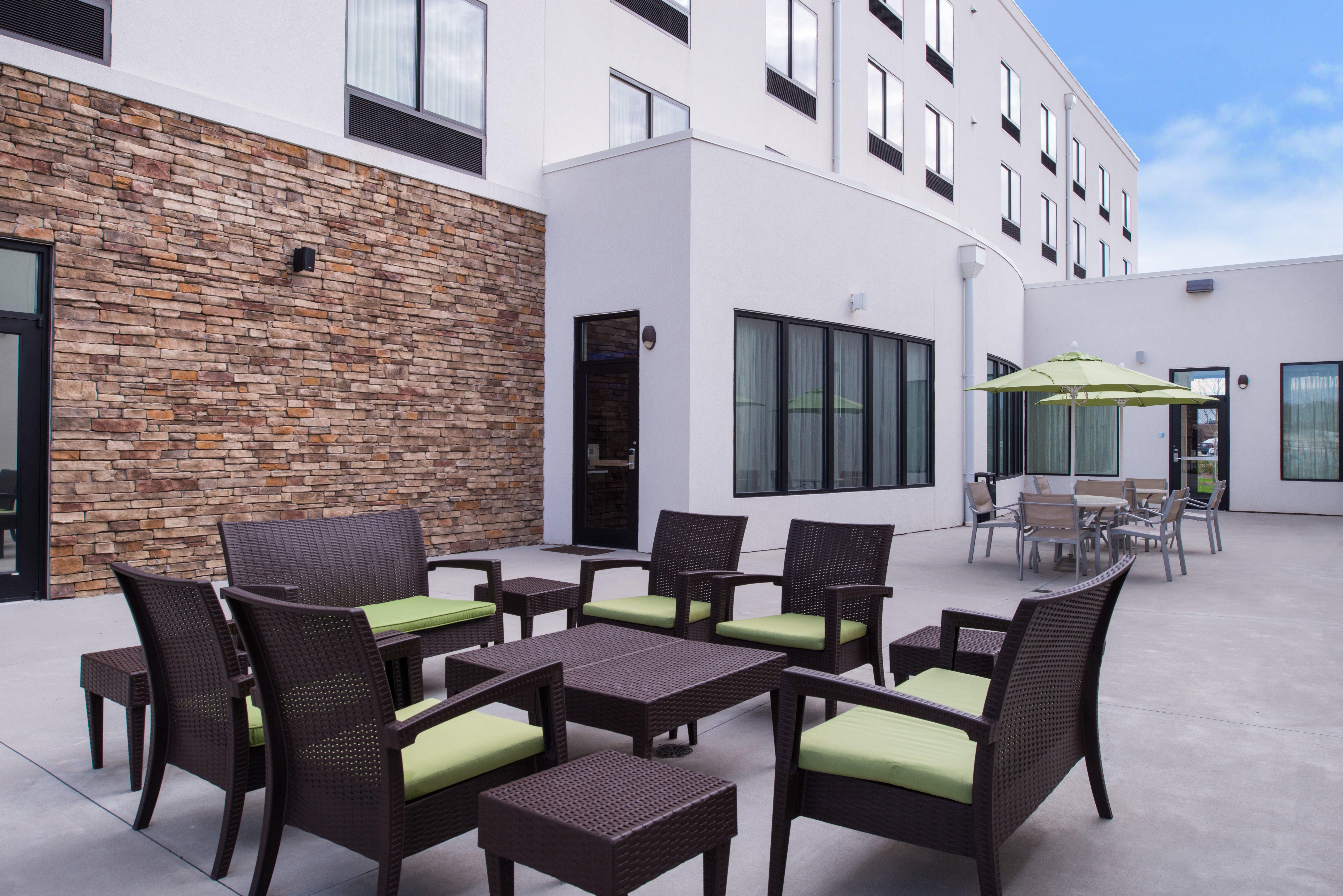 Holiday Inn Express & Suites Monroe By Ihg Exterior photo