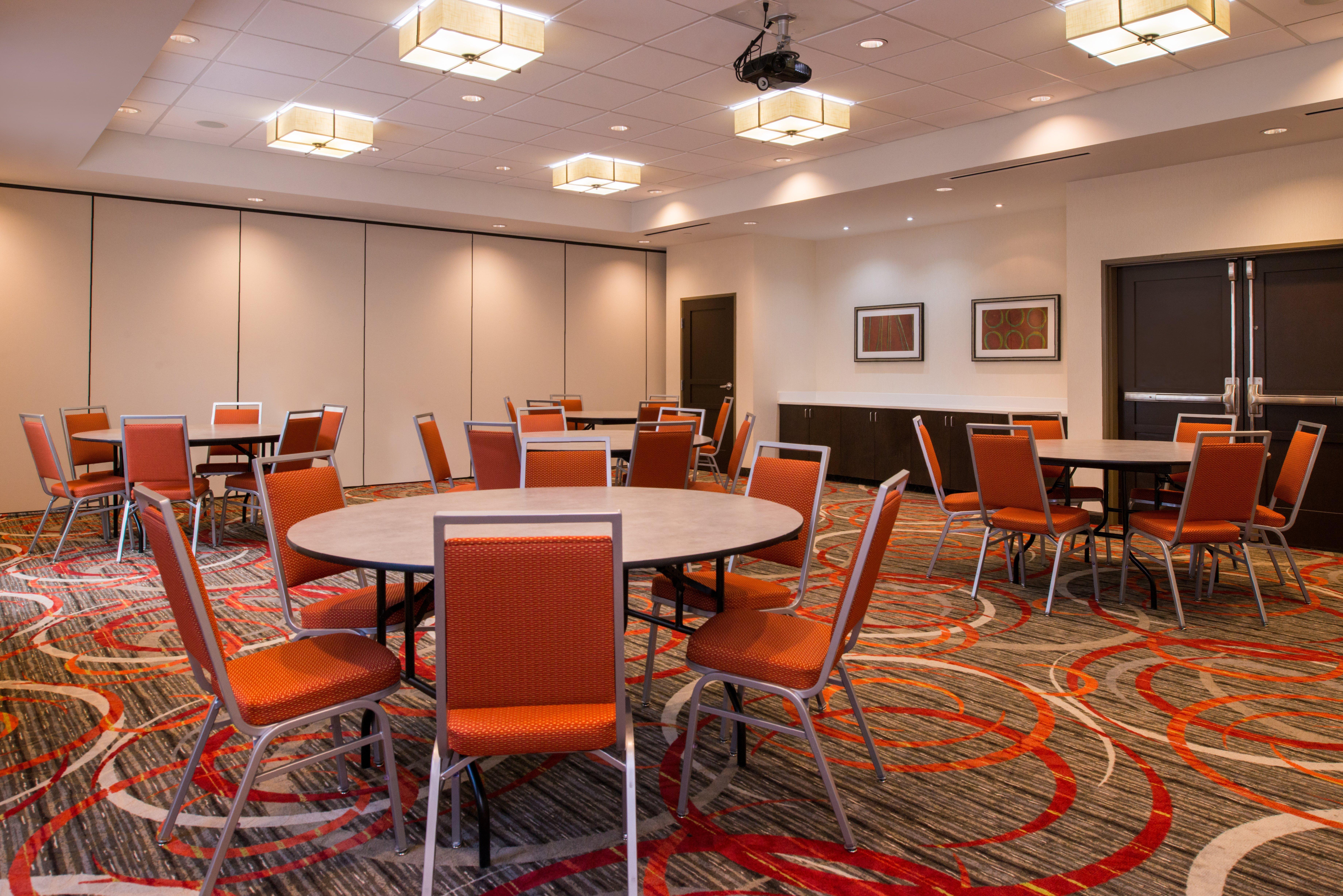 Holiday Inn Express & Suites Monroe By Ihg Exterior photo